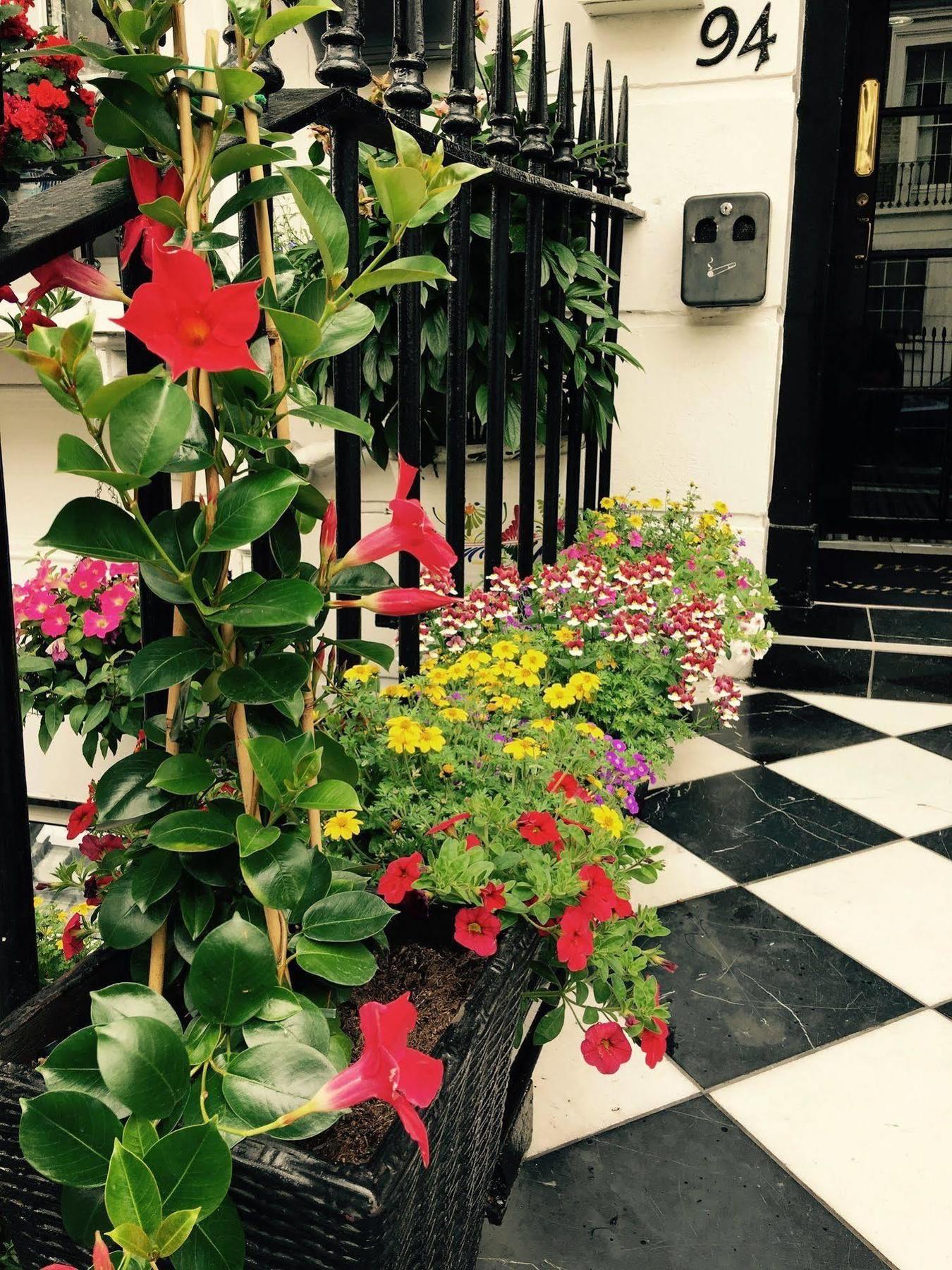 Surtees Hotel London Exterior photo
