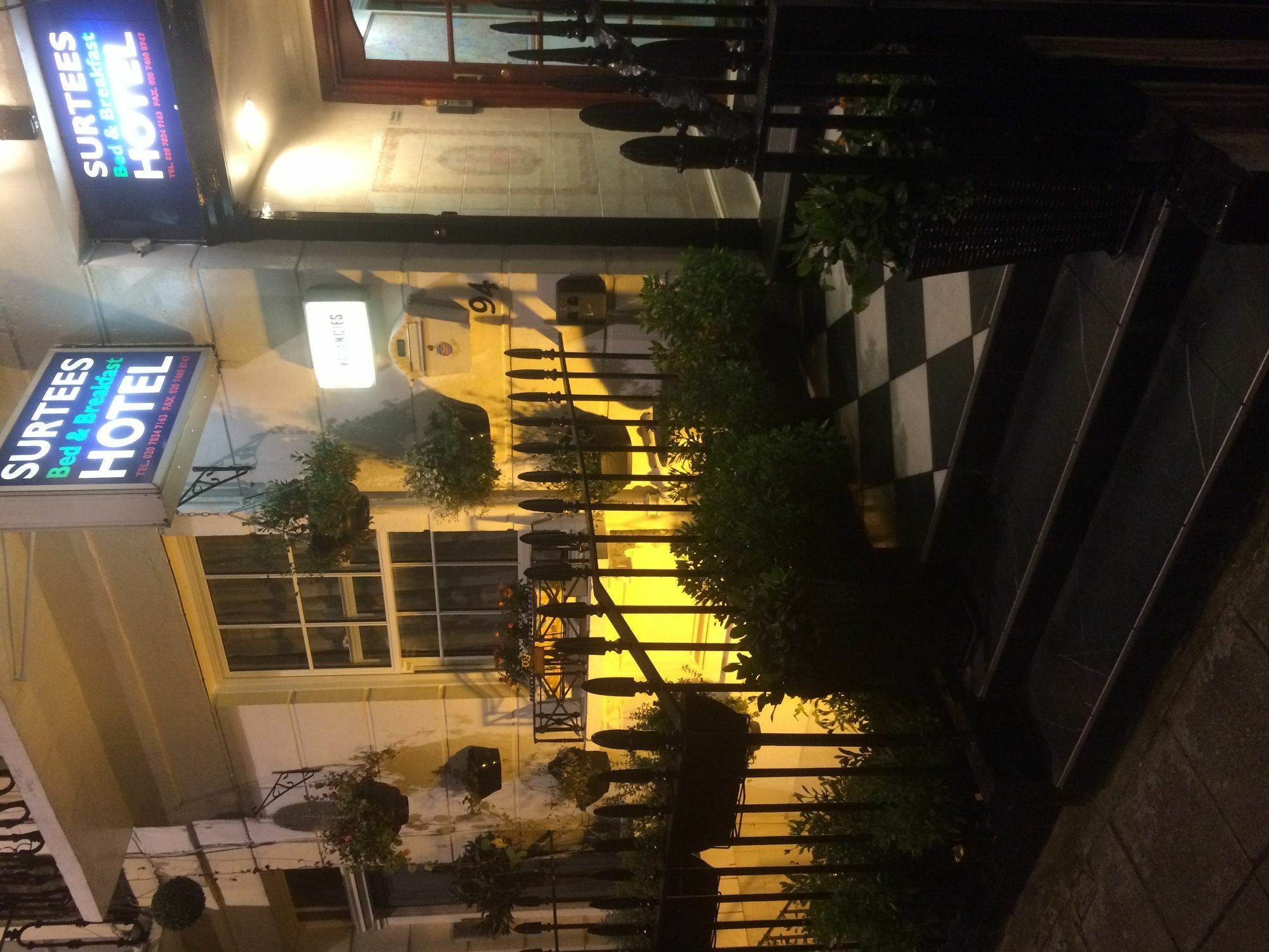 Surtees Hotel London Exterior photo