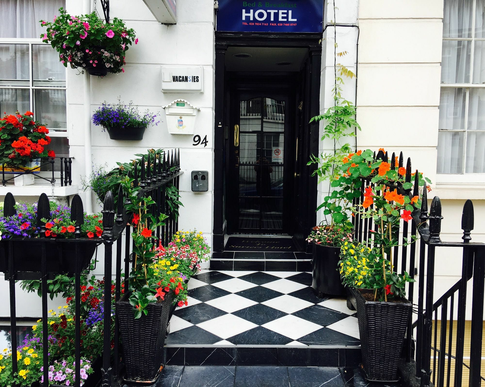 Surtees Hotel London Exterior photo